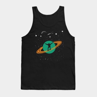 Skateboarder In Saturn Solar System Retro Vintage Space Skateboarding Tank Top